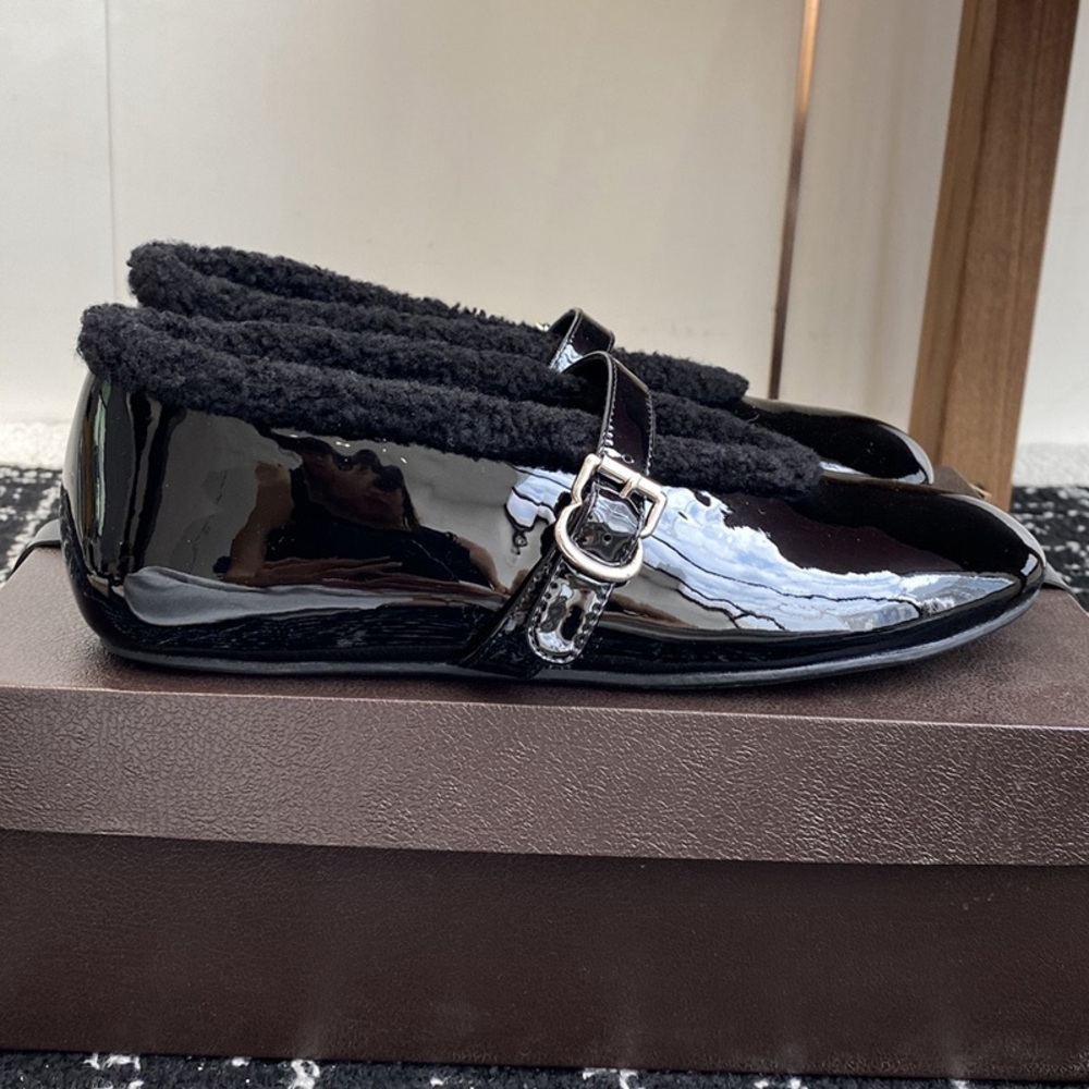 Alaia Black Fleece-Lined Mary Jane Shoes - Picture 2 of 8